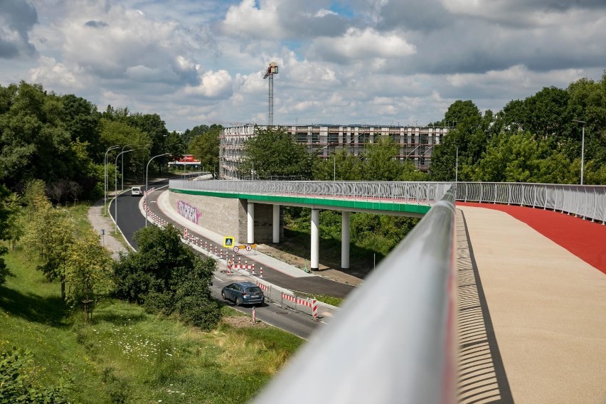 Kładka rowerowa wzdłuż Kamieńskiego