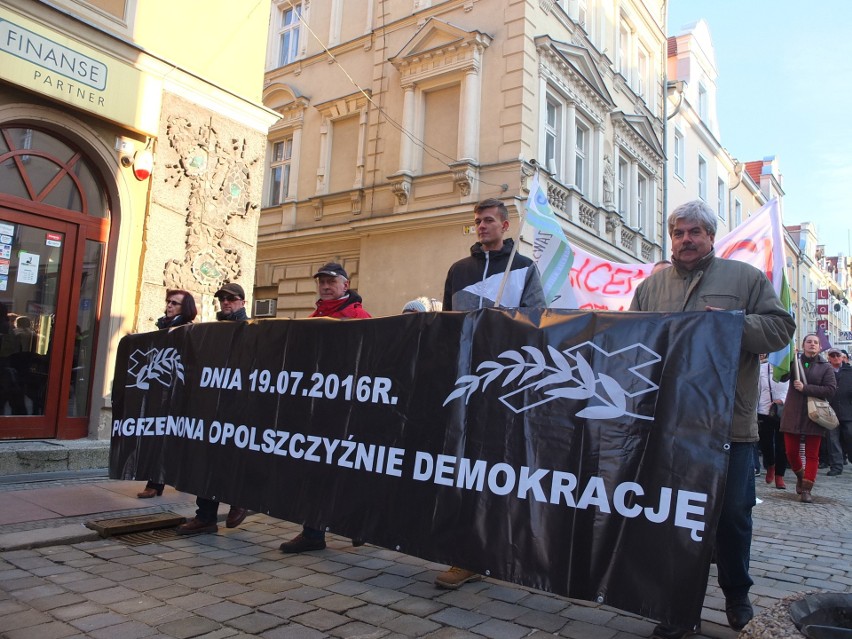 Większe Opole. Kolejny protest, a potem głodówka? [zdjęcia, wideo]