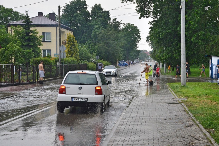 Dni Miechowa 2019. Niedzielne imprezy storpedowane przez burzę z gradem