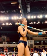 Agnieszka Kaszuba, zawodniczka Klubu Lekkoatletycznego Gdynia, halową mistrzynią Polski. Tyczkarka pobiła też rekord życiowy skacząc 4.30 m