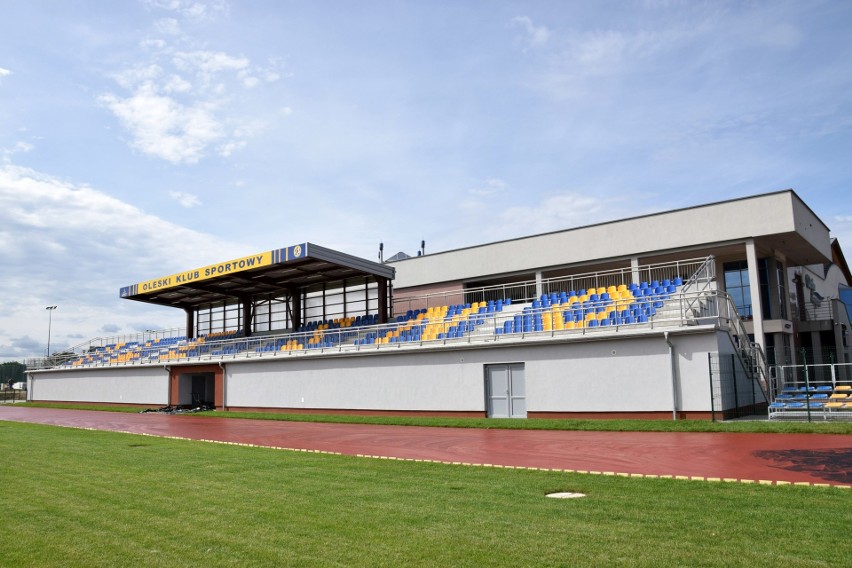 Stadion miejski w Oleśnie na finiszu modernizacji i...
