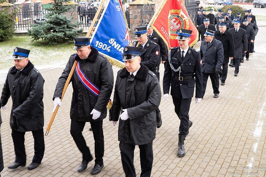 Przekazanie dwóch wozów strażackich dla jednostek OSP z...