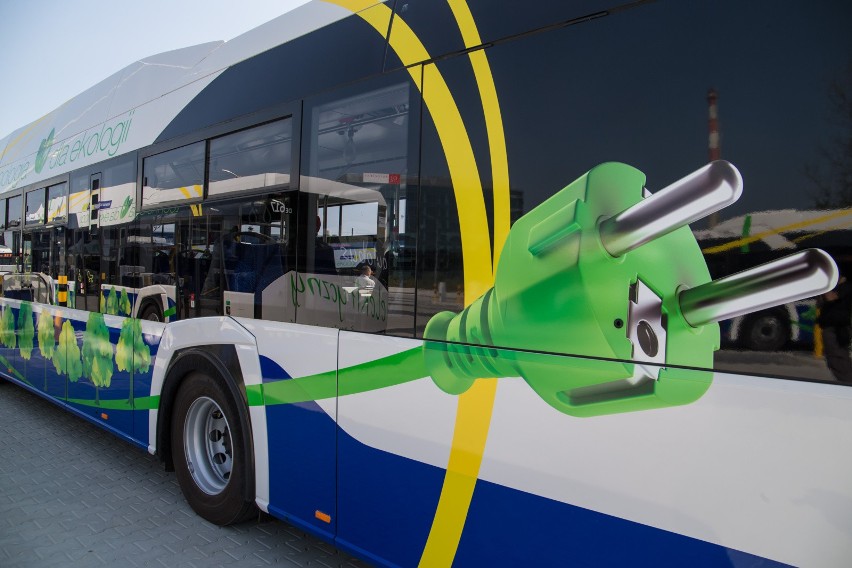 Kraków. Przegubowe autobusy elektryczne zaczęły kursy na linii nr 503