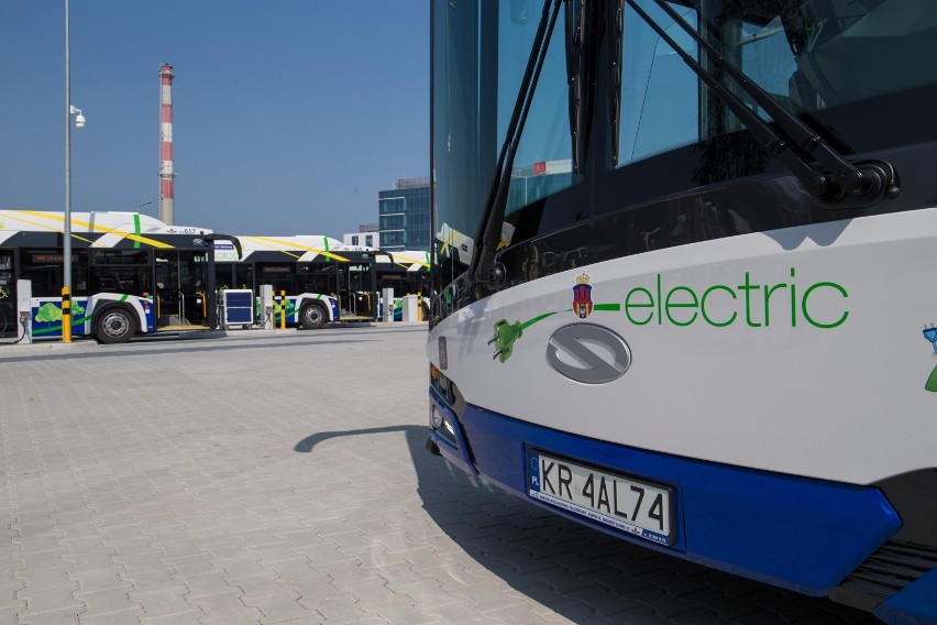 Kraków. Przegubowe autobusy elektryczne zaczęły kursy na linii nr 503