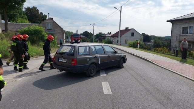 Wypadek w Czekarzwicach Drugich. Motocyklista trafił do szpitala