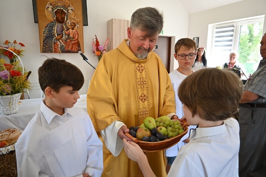 Dożynki w Gminie Kępice. Uroczystości i zabawa w Ciecholubiu