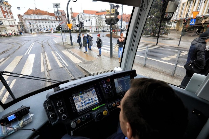 Dlaczego dzieci i młodzież w Bydgoszczy mogą dojeżdżać na...