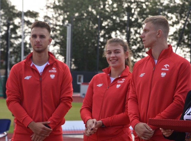 W poprzednich latach stypendystami stowarzyszenia „Partnerstwo dla Krajny i Pałuk” byli m. in. Aleksandra Nowaczewska trenująca rzut młotem w klubie LUKS Start Nakło oraz utalentowani oszczepnicy z Nakła: Dawida Wegnera i Eryk Kołodziejczak