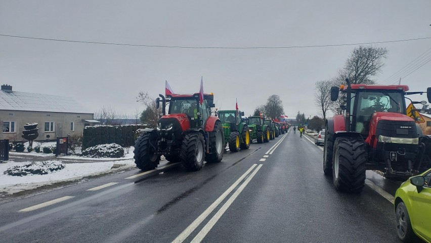 Strajk generalny rolników w Maruszowie i Ożarowie na trasach numer 74 i 79. Były wielkie korki