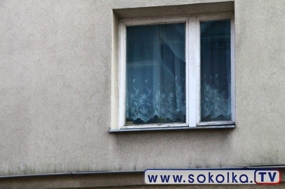 Niedoszły samobójca w Sokółce. Chciał skoczyć z okna na...