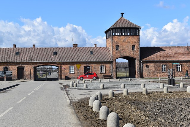 Muzeum Auschwitz-Birkenau w związku z pandemią koronawirusa było zamknięte dla turystów przez trzy i pół miesiąca od połowy marca