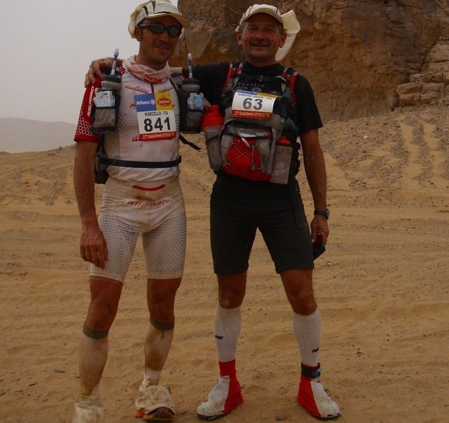 Jacek Łabudzki biegł na Saharze. "Na pustyni wypijałem średnio 7-8 litrów wody"