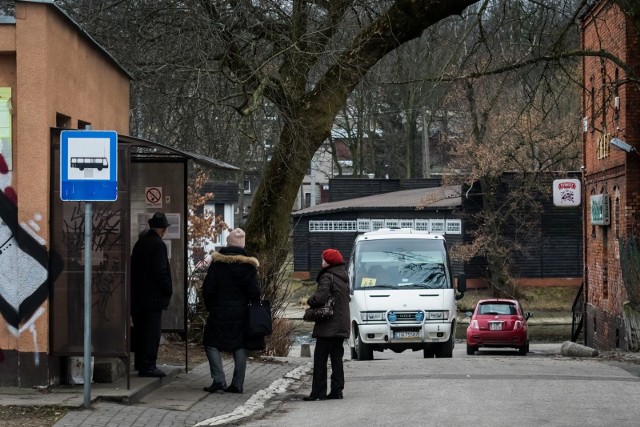 Jeżdżą przeładowane, bez koncesji przewozowej, odbierają dużą część dochodów „ciężkim” przewoźnikom. Mowa o transporcie o dopuszczalnej masie całkowitej do 3,5 tony.