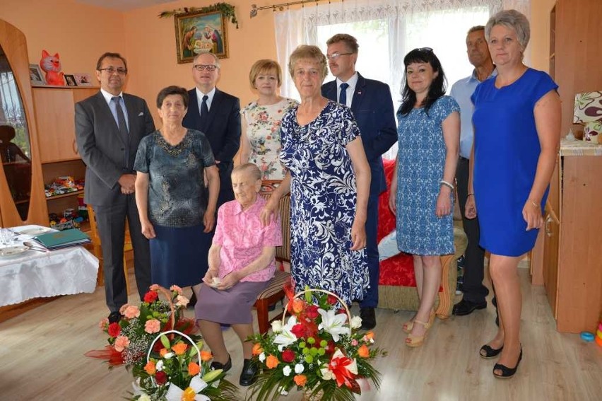 Pani Helena Wójcik z Modrzewia obchodziła setne urodziny.