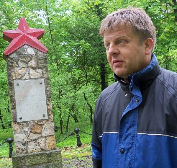 Dariusz Kolbek: Ten pomnik powinien być zlikwidowany!