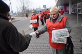 Związkowcy: Wyśrubowane normy kasjerek w marketach 