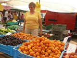 Na rynku warzyw i owoców istne szaleństwo