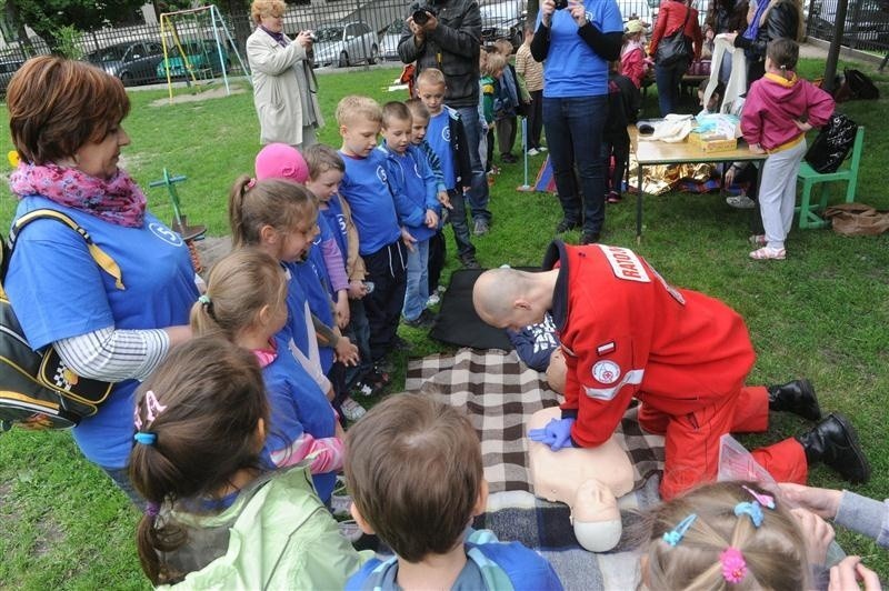 Przedszkolaki uczyły się bezpiecznego zachowania.