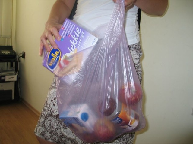 Pani Monika z Tarnobrzega sporadycznie korzysta z jednorazowych toreb foliowych. Najczęściej na zakupy wychodzi z torbą ekologiczną.