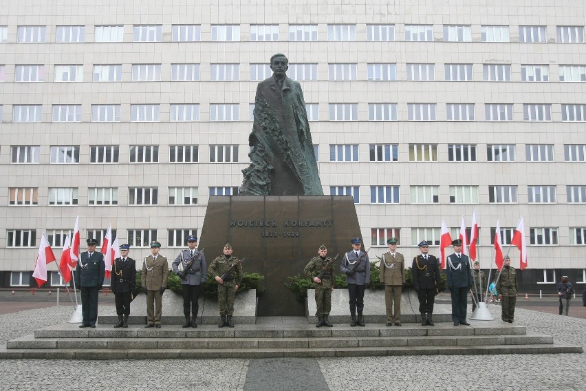 Obchody Święta Konstytucji 3 Maja w Katowicach [ZDJĘCIA]