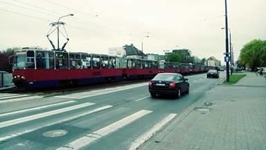 Tramwaje stanęły przy ulicy Jagiellońskiej w Bydgoszczy.