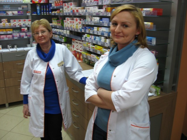 - Zawsze mamy czas, by porozmawiać z pacjentem - mówią Marta Michalska (na zdjęciu z prawej) i Halina Sierkowska.