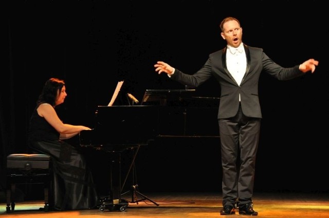 Piotr Lempa co roku organizuje festiwal muzyki klasycznej w rodzinnym mieście. Zaprasza do Dobrodzienia gwiazdy opery.