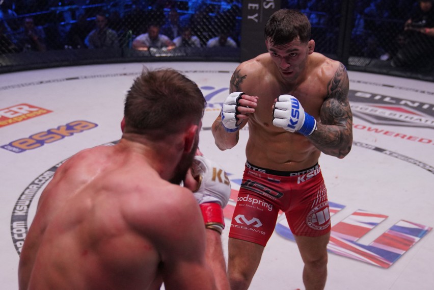 KSW 45. Michał Materla powalczy o pas wagi średniej, tytuł w ciężkiej nie dla Karola Bedorfa