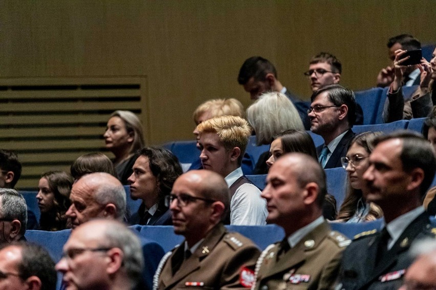 Uniwersytet w Białymstoku zainaugurował nowy rok akademicki. Naukę na uczelni rozpoczęło blisko 3,5 tys. nowych żaków (zdjęcia)