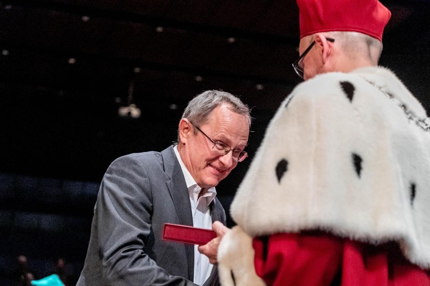 Uniwersytet w Białymstoku zainaugurował nowy rok akademicki. Naukę na uczelni rozpoczęło blisko 3,5 tys. nowych żaków (zdjęcia)