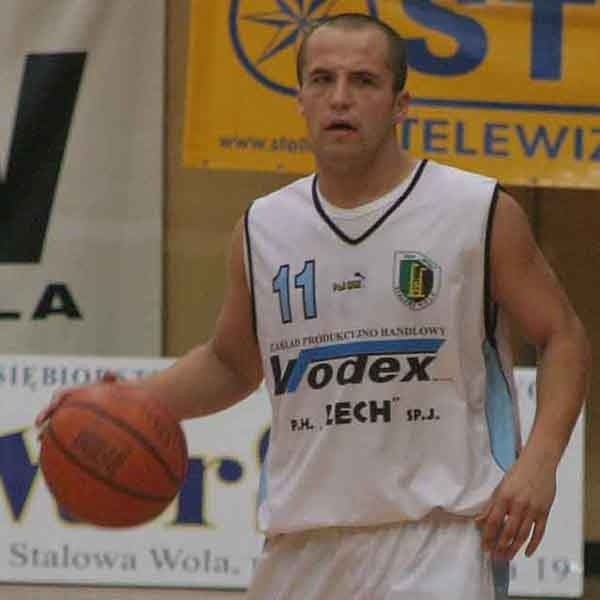 Paweł Pydych nigdy jeszcze nie grał w ekstraklasie. Czyżby miał tego doświadczyć jako gracz Znicza Jarosław.