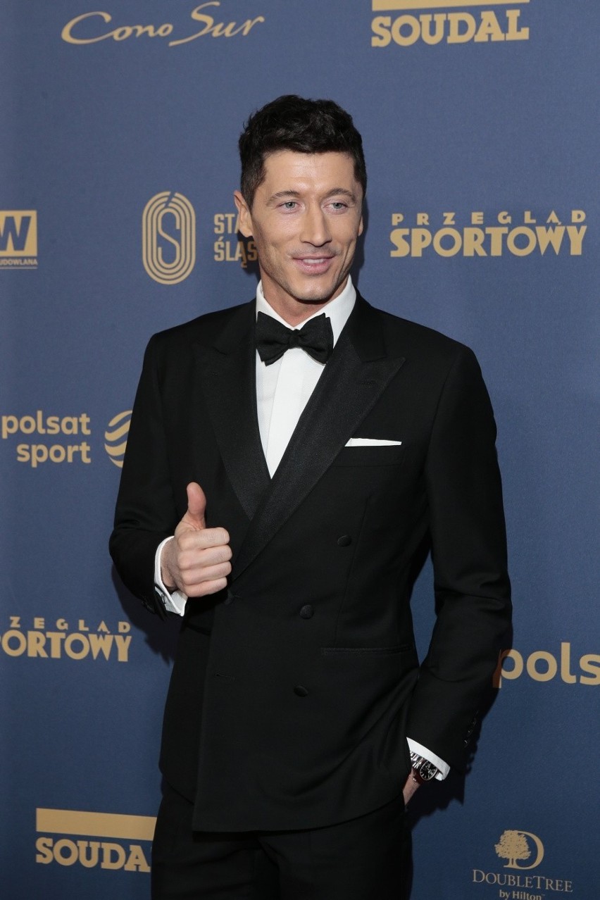 Robert Lewandowski Najlepszym Sportowcem 2021 roku w Polsce!...