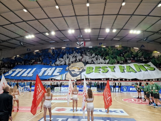 Kibice i cheerleaderki na meczu Anwil Włocławek - Śląsk Wrocław