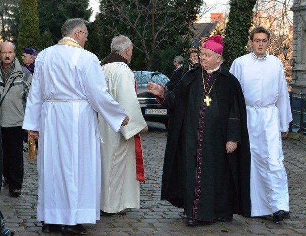 Ingres biskupa diecezji bielsko-żywieckiej