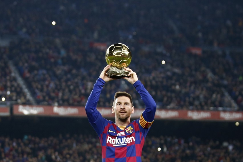 Lionel Messi (FC Barcelona) - w jedenastce roku UEFA jest po...