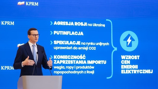 Premier Mateusz Morawiecki przedstawił na konferencji prasowej mechanizm maksymalnej ceny energii elektrycznej dla podmiotów wrażliwych.