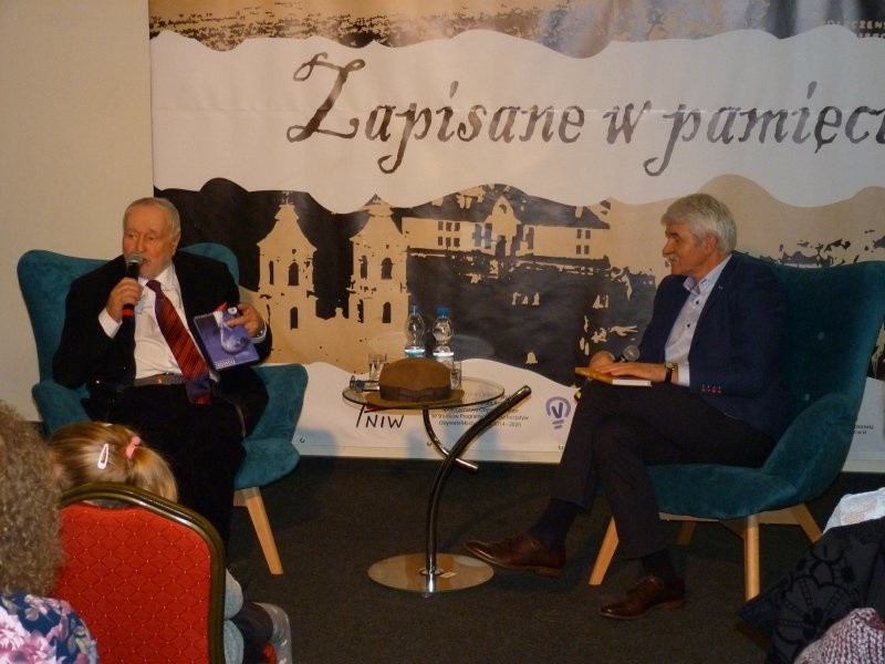 Spotkanie z Janem Nowickim w Piekoszowie. Znakomity aktor opowiadał o swoim życiu i aktorstwie