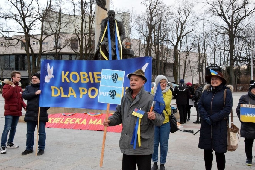 Kielecka Manifa pod hasłem „Kobiety dla Pokoju”. Pod znakiem wsparcia dla Ukrainy [ZDJĘCIA, WIDEO]