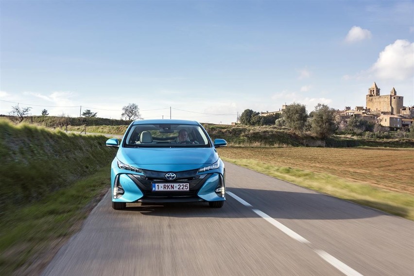 Toyota Prius Plug-in Hybrid...