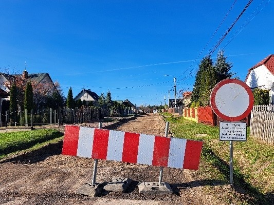 Przebudowa drogi w Hucisku.