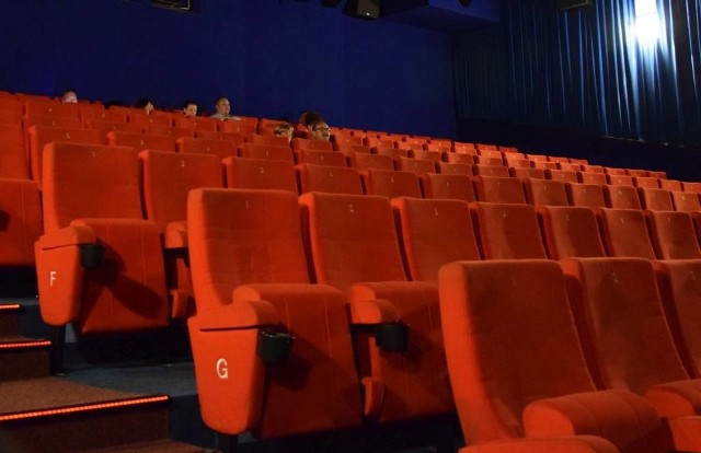 Tak wyglądała sala kinowa w inowrocławskim "Kinomaksie" podczas pierwszych trzech piątkowych seansów filmu "Smoleńsk".