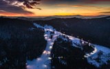 W Beskidach można szusować też nocą. Nocna jazda to hit stacji narciarskiej Czarny Groń [ZDJĘCIA] [VIDEO]