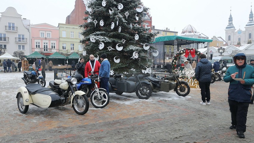 Motomikołaje na rynku w Chojnicach