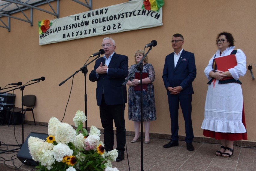 IX Gminny Przegląd Zespołów Folklorystycznych w Małyszynie. Zobacz zdjęcia z występów