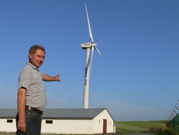 Pionierem wykorzystania energii z wiatru był w naszym regionie Zbigniew Kociuba z Mokrej koło Roźwienicy.