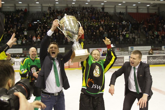 W finale Pucharu Polski hokeiści z Jastrzębia pokonali Podhale 4:0 i powtórzyli swój największy sukces z 2012 roku