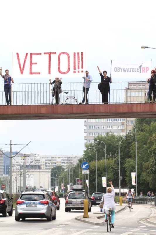 Pikieta pod siedzibą PiS we Wrocławiu