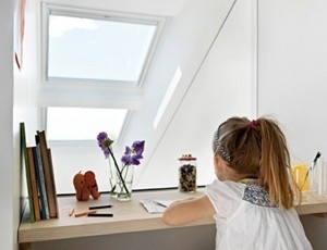 Okna dachowe - bezpieczeństwo dzieci