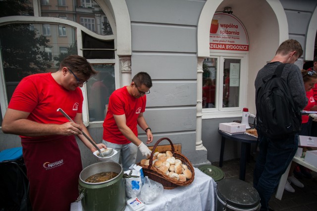 "Wspólna Spiżarnia" to jedna z dwóch jadłodzielni w Bydgoszczy. Działa od czerwca ubiegłego roku przy Gdańskiej 79.