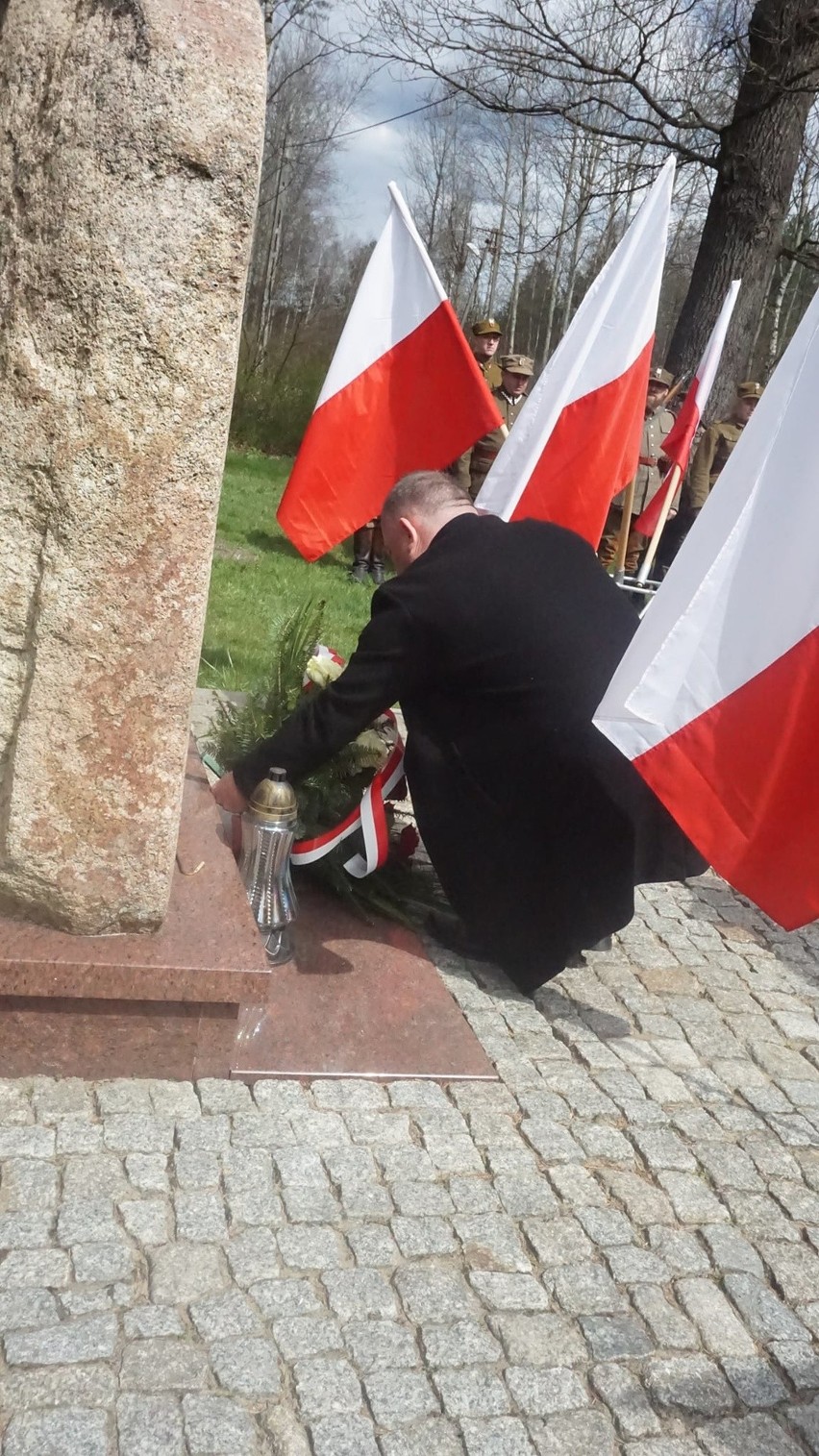 W Zychach uczczono 81. rocznicę śmierci majora Henryka Dobrzańskiego pseudonim "Hubal”